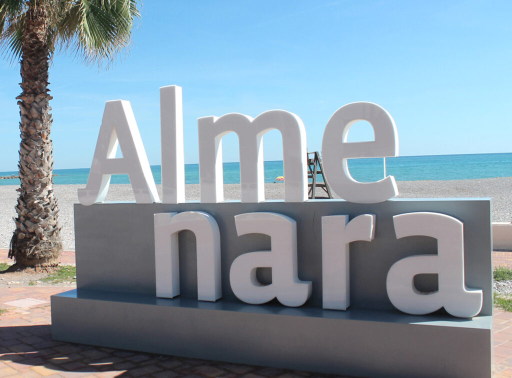 LETRAS CORPOREAS GIGANTES PARA CIUDADES Y PUEBLOS