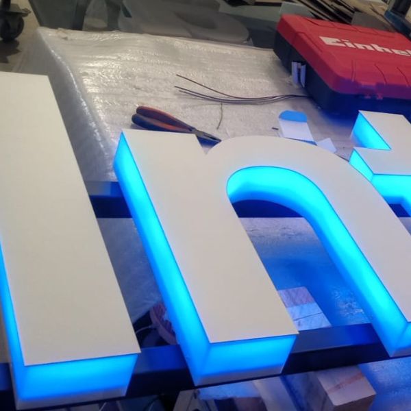 letras corporeas metacrilato